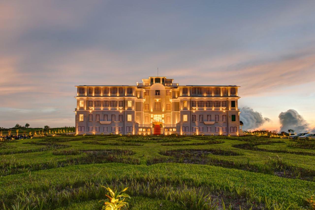 Le Bokor Palace Kampot Exteriér fotografie